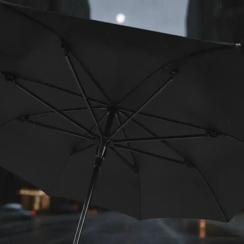 Wind resistant umbrella structure detail