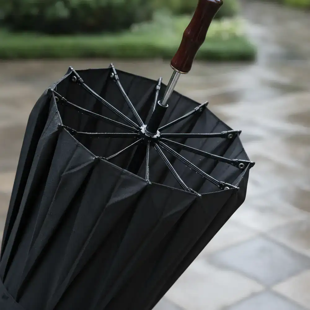 Wind-resistant fiberglass ribs
